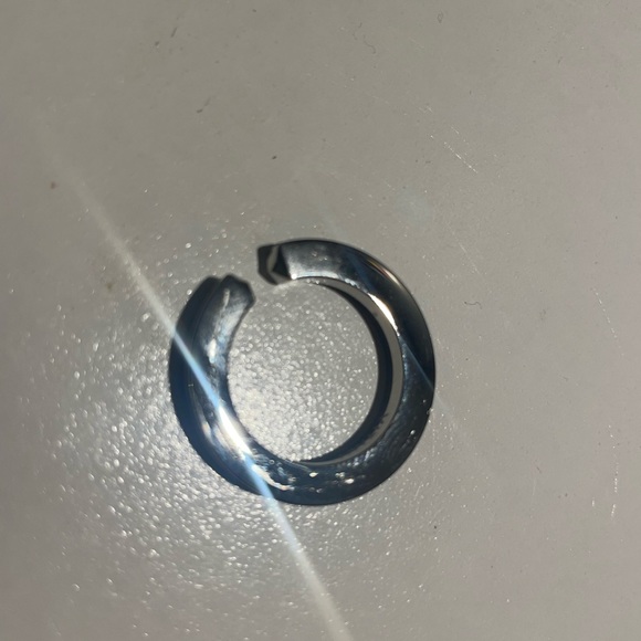 vitaly verge genderless ring. Brand new. See other listings for companions - Picture 3 of 6